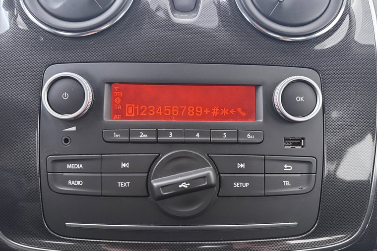 Vehicle Image 20