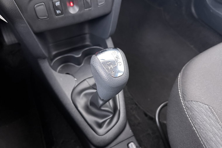 Vehicle Image 22