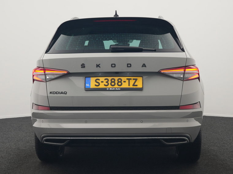 Vehicle Image 19