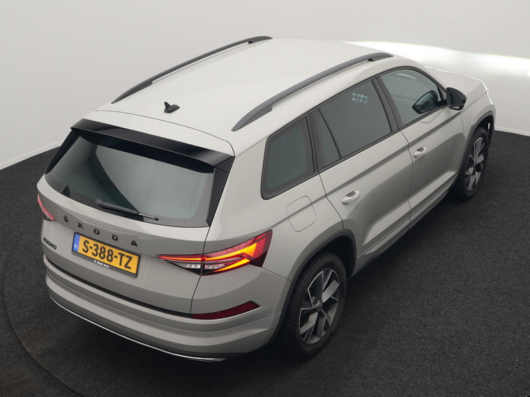 Vehicle Image 30