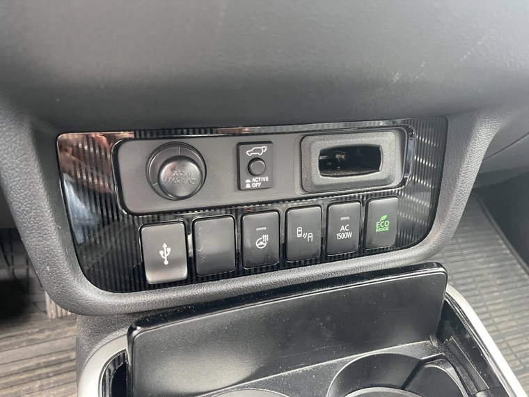 Vehicle Image 28