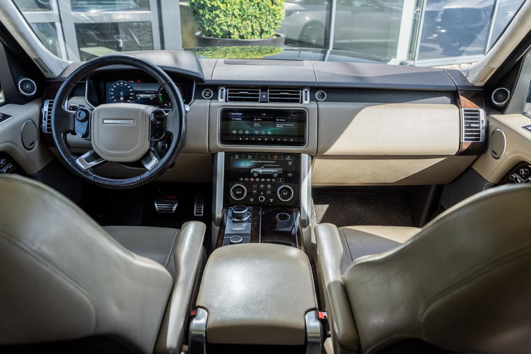 Vehicle Image 8