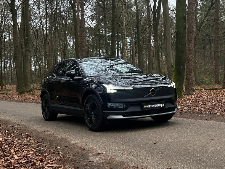 Vehicle Image 38