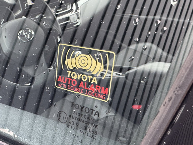 Vehicle Image 30