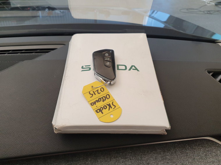 Vehicle Image 30