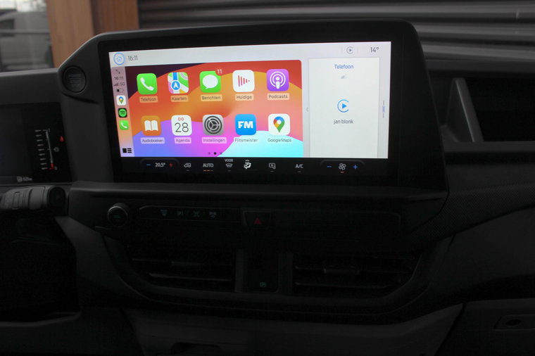 Vehicle Image 37