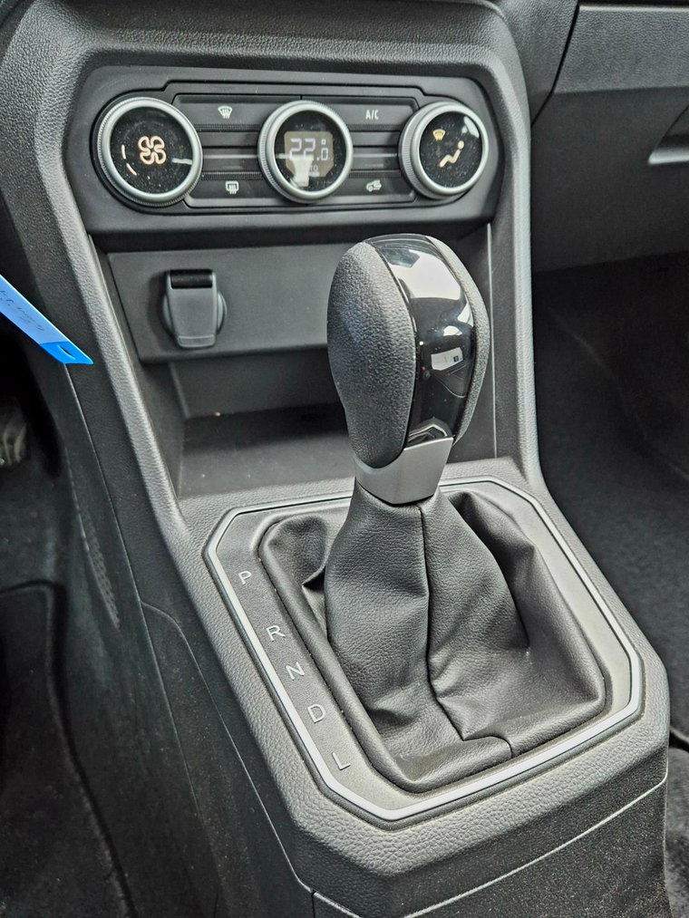 Vehicle Image 27