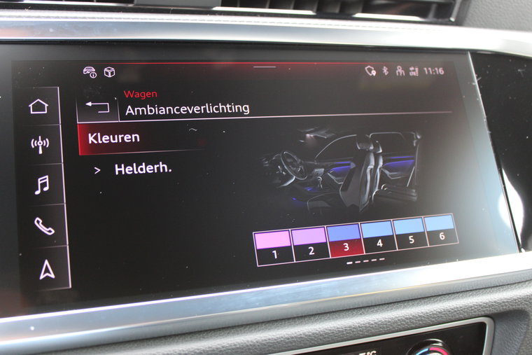 Vehicle Image 32