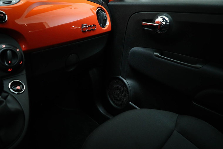 Vehicle Image 35