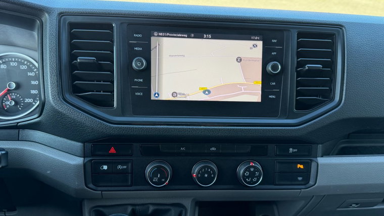 Vehicle Image 21