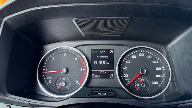 Vehicle Image 24