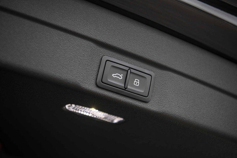 Vehicle Image 39