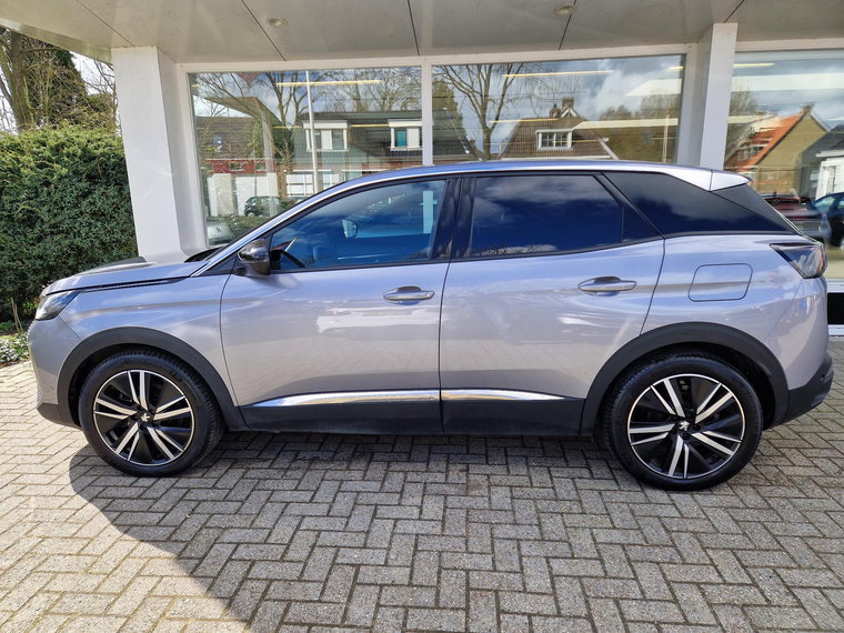 Vehicle Image 24
