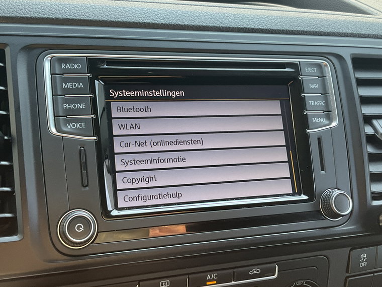Vehicle Image 26
