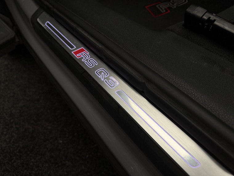 Vehicle Image 40