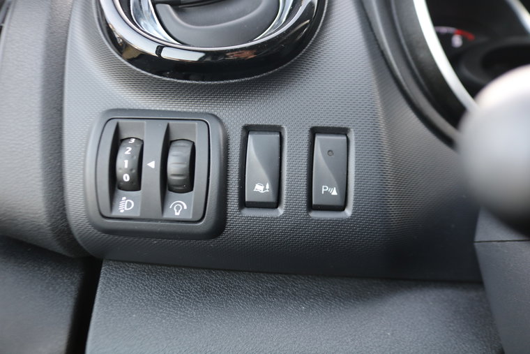 Vehicle Image 26