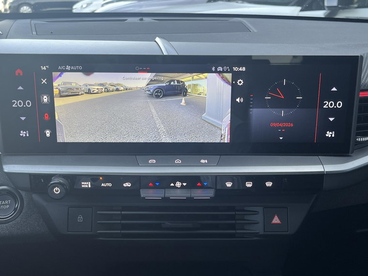 Vehicle Image 38