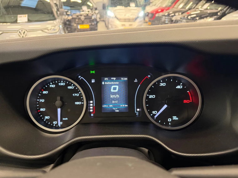 Vehicle Image 14