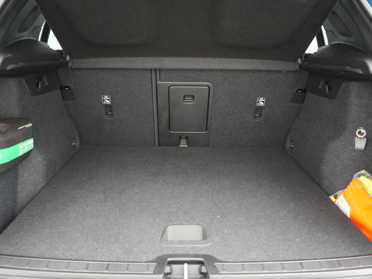 Vehicle Image 48