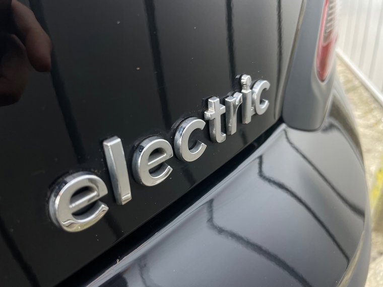 Vehicle Image 30
