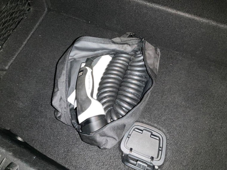 Vehicle Image 38