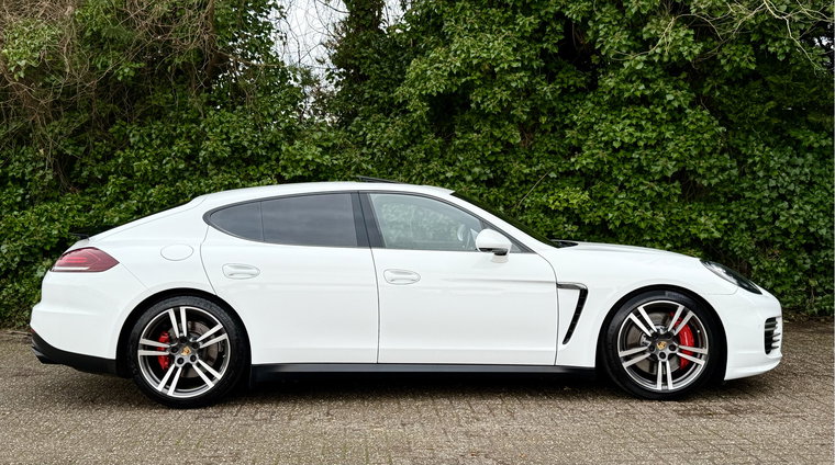 Vehicle Image 24