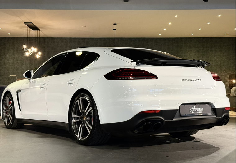 Vehicle Image 60