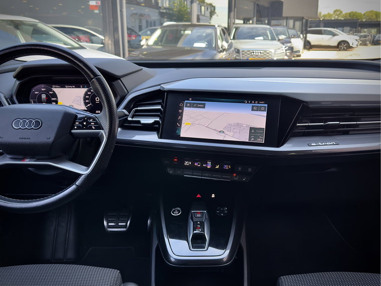 Vehicle Image 23