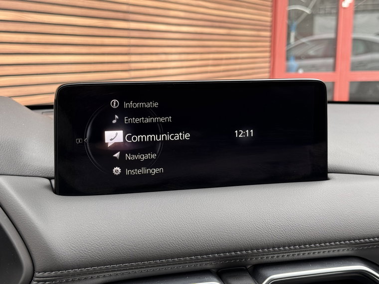 Vehicle Image 32