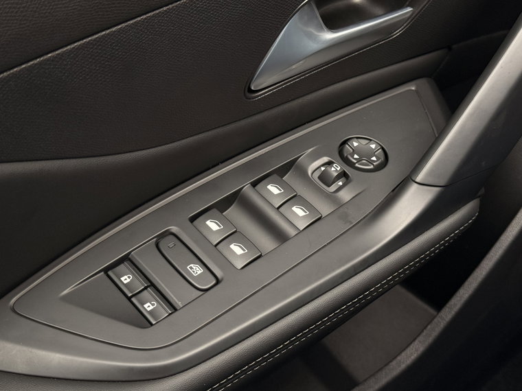 Vehicle Image 45