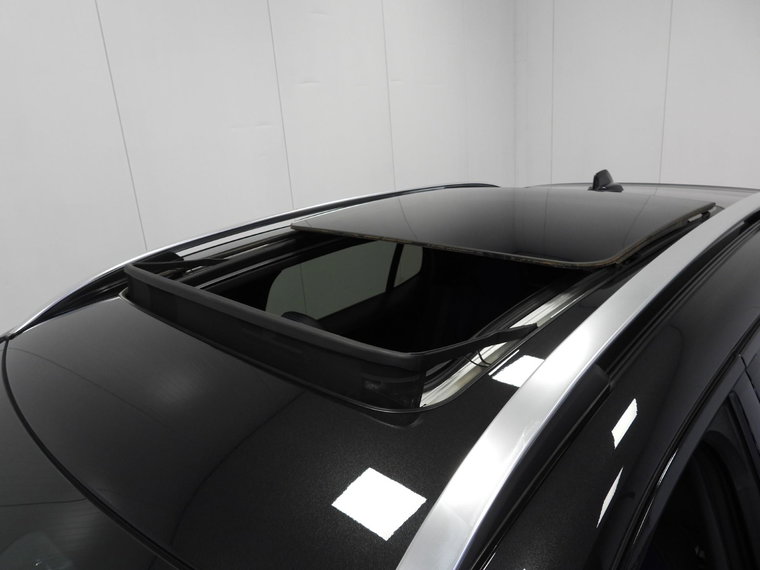 Vehicle Image 40