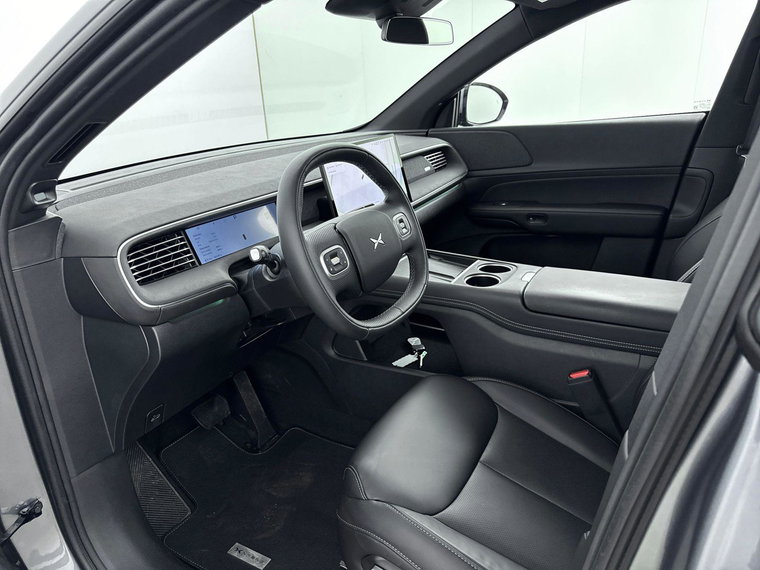 Vehicle Image 26