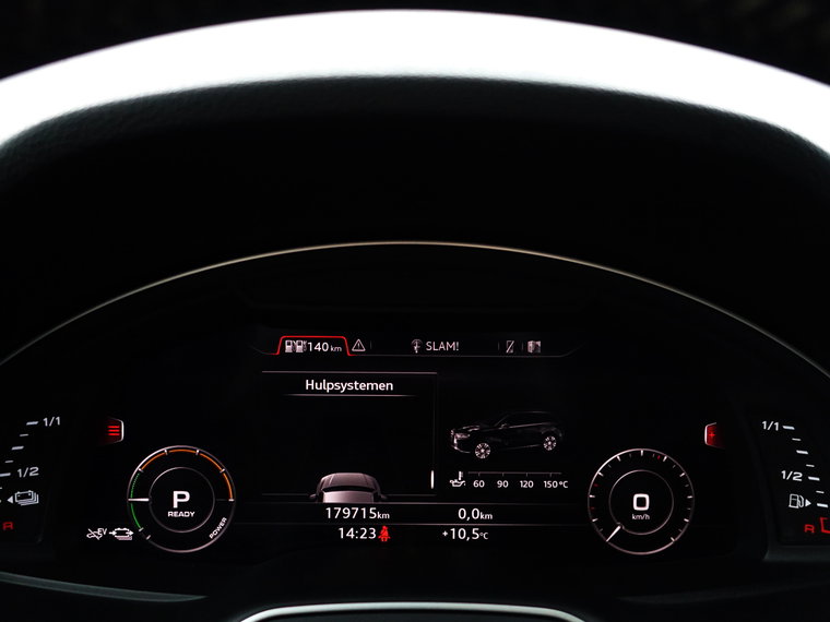 Vehicle Image 23