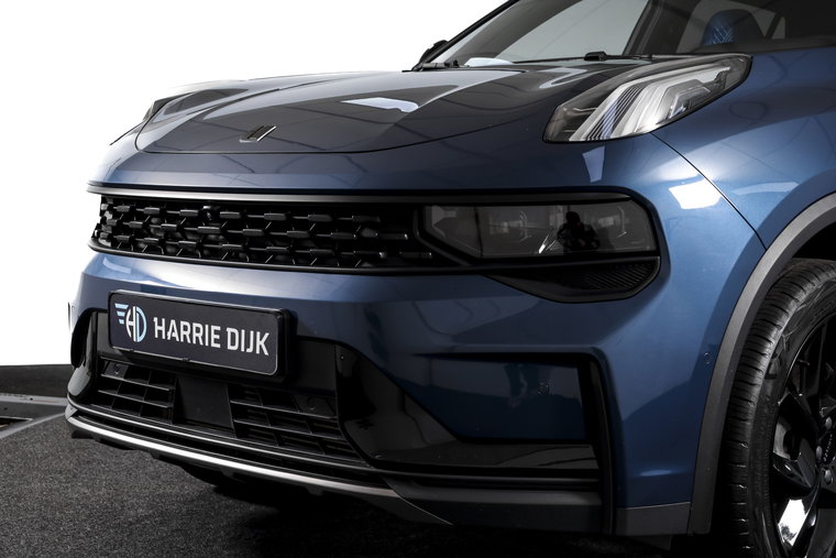 Vehicle Image 13
