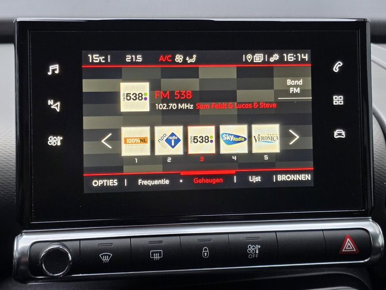 Vehicle Image 21