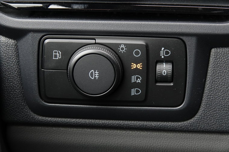 Vehicle Image 28