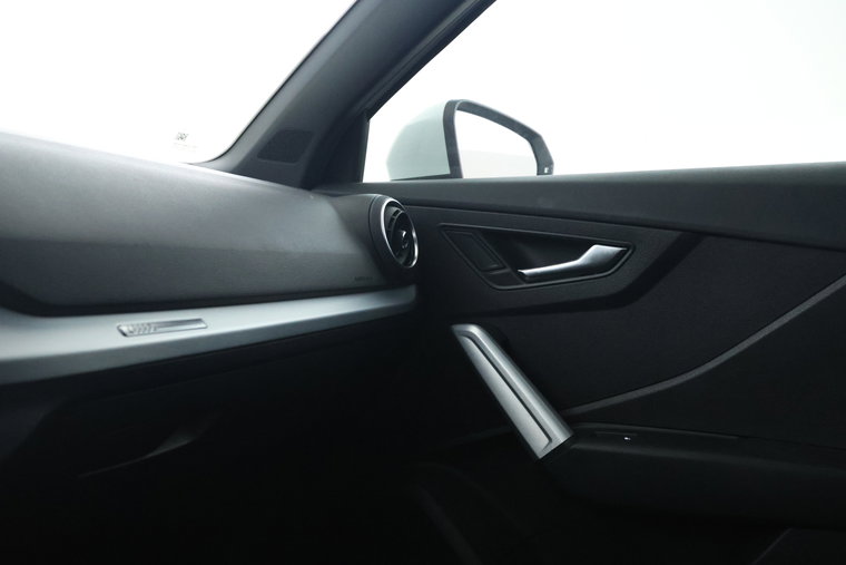 Vehicle Image 37