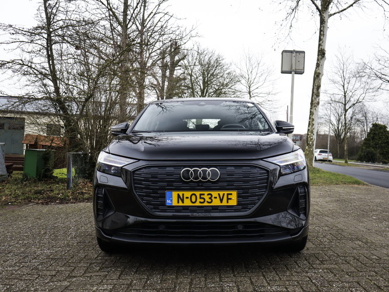 Vehicle Image 35
