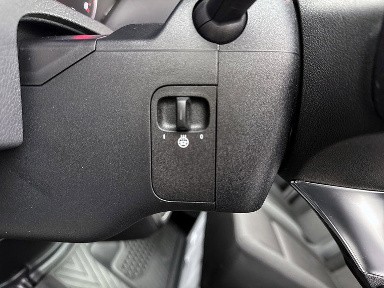 Vehicle Image 38