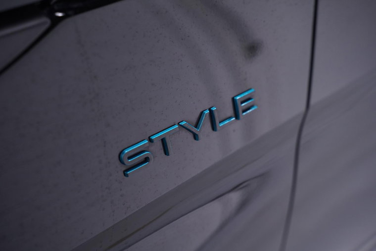 Vehicle Image 20