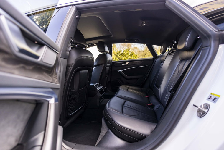 Vehicle Image 15