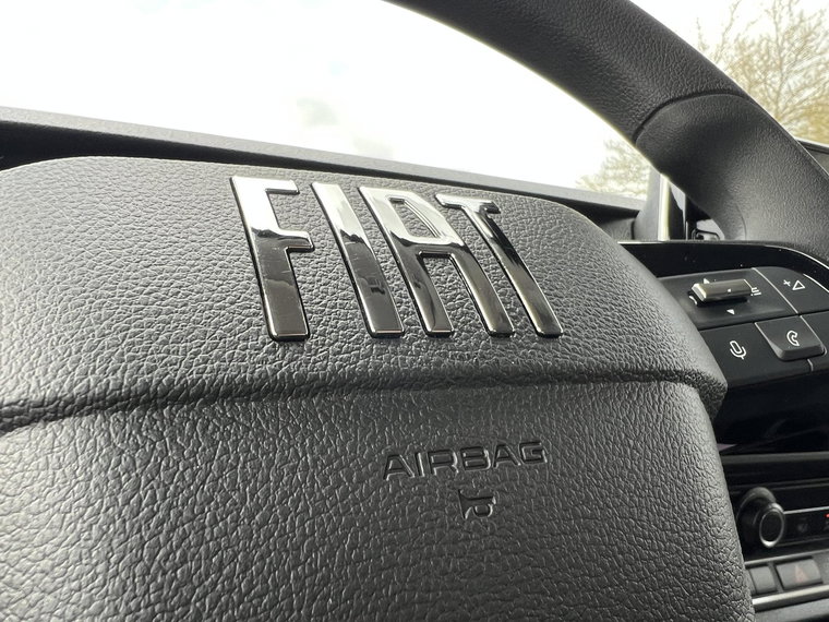 Vehicle Image 38