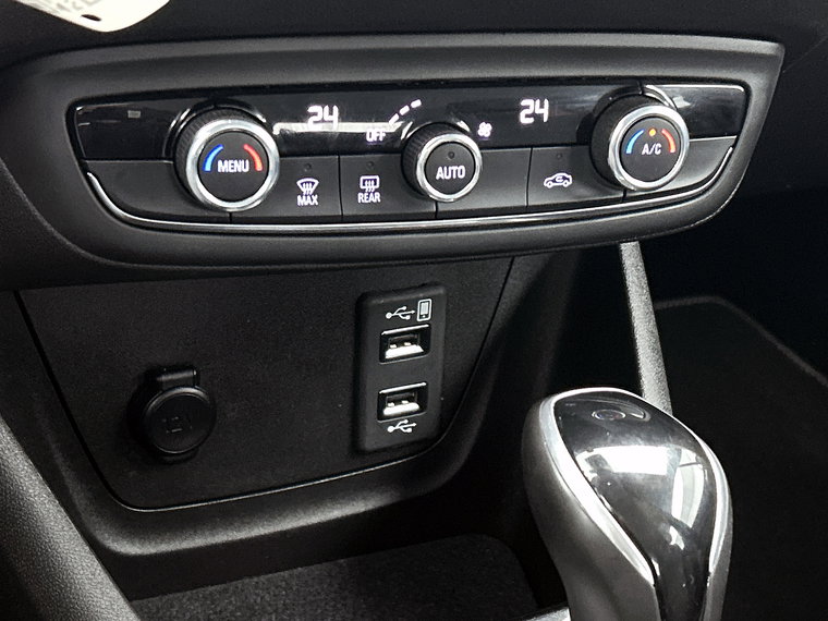 Vehicle Image 17