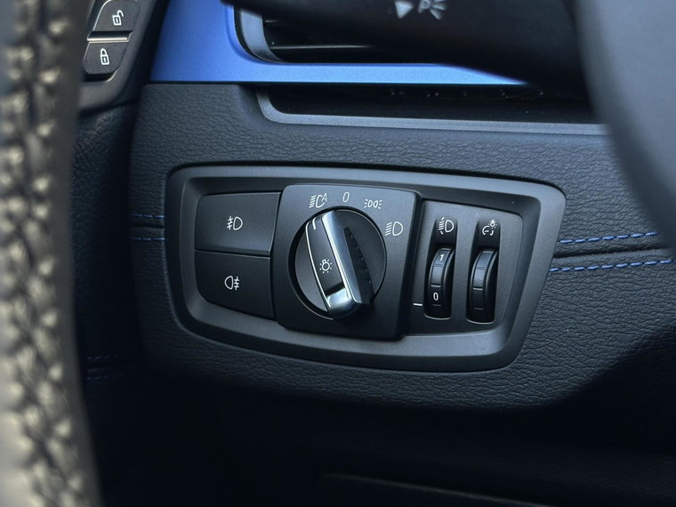 Vehicle Image 42
