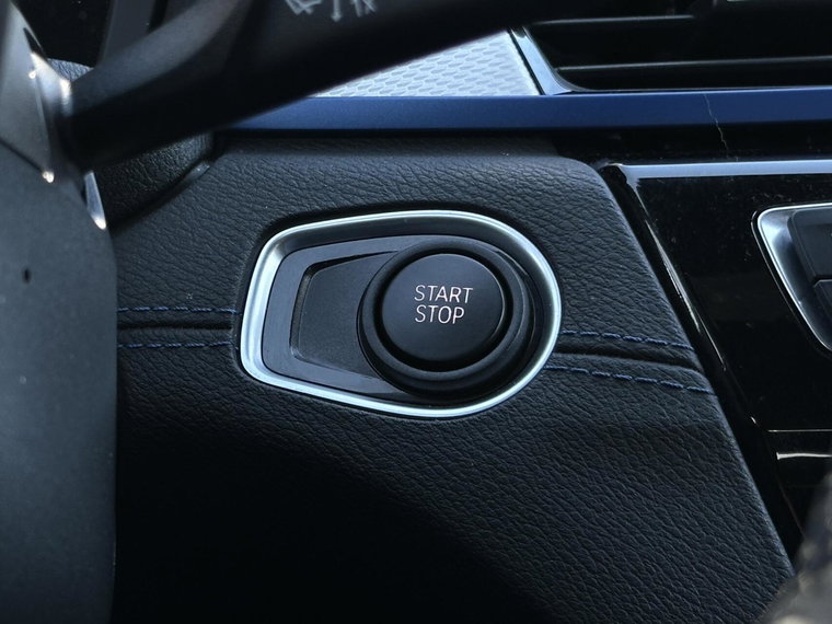 Vehicle Image 43