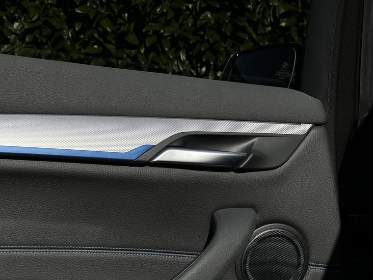 Vehicle Image 48