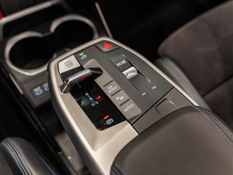 Vehicle Image 39