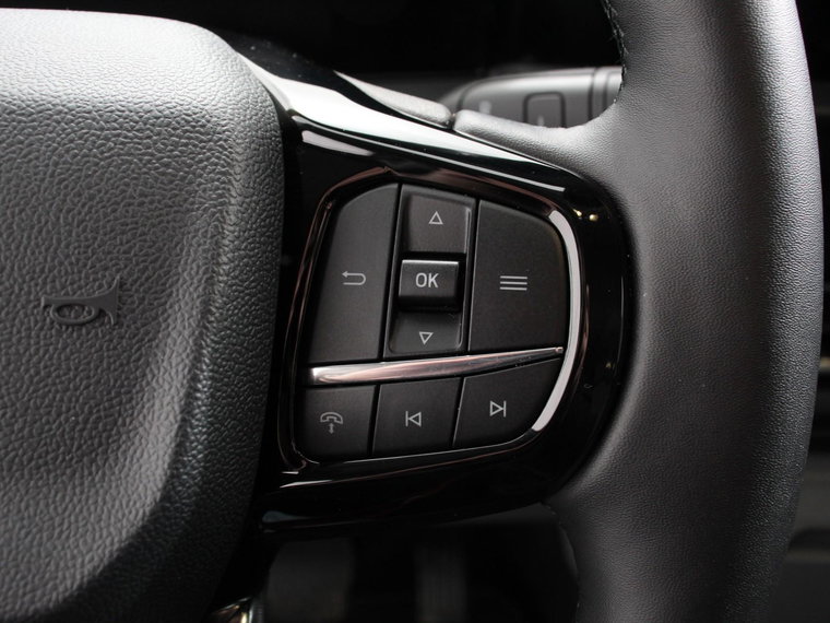Vehicle Image 27