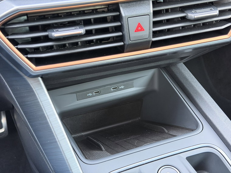 Vehicle Image 36