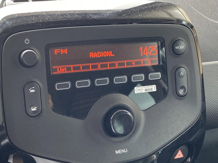 Vehicle Image 15